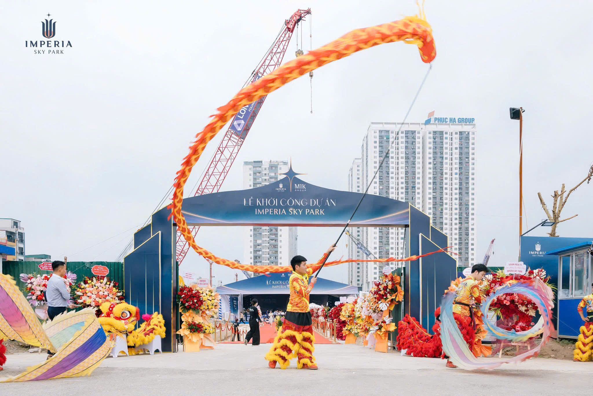 Gen H Z7729586397365 E977c00f50d20bd1f38fadb2259f95ee